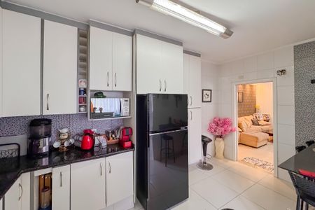 Apartamento para alugar com 100m², 2 quartos e 1 vaga Apartamento para alugar com 100m², 2 quartos e 1 vagaCozinha