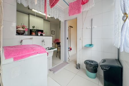 Apartamento para alugar com 100m², 2 quartos e 1 vaga Apartamento para alugar com 100m², 2 quartos e 1 vagaÁrea de Serviço