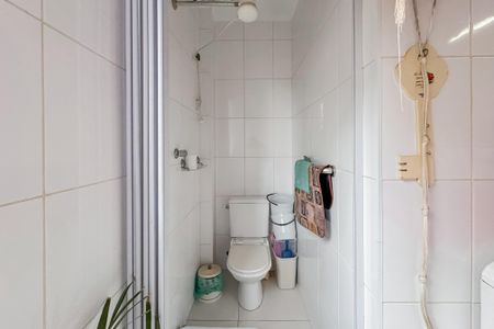 Apartamento para alugar com 100m², 2 quartos e 1 vaga Apartamento para alugar com 100m², 2 quartos e 1 vagaBanheiro de serviço