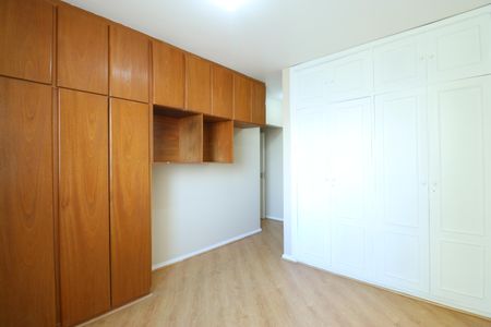 Apartamento para alugar com 117m², 3 quartos e 1 vagaSuíte