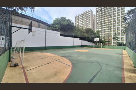 Apartamento para alugar com 117m², 3 quartos e 1 vagaÁrea comum