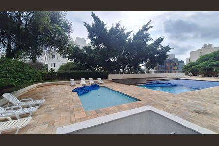 Apartamento para alugar com 117m², 3 quartos e 1 vagaÁrea comum - Piscina