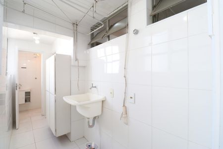 Apartamento para alugar com 117m², 3 quartos e 1 vagaÁrea de Serviço