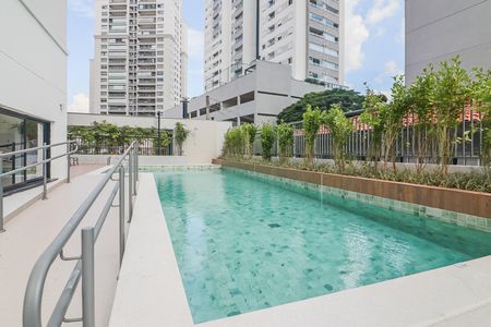 Apartamento para alugar com 40m², 2 quartos e sem vaga Apartamento para alugar com 40m², 2 quartos e sem vagaÁrea comum - Piscina