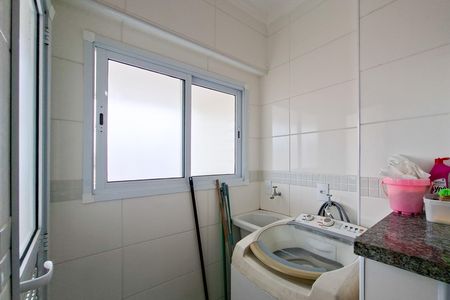 Apartamento para alugar com 77m², 2 quartos e 1 vagaÁrea de Serviço