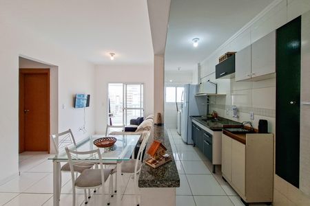 Apartamento para alugar com 77m², 2 quartos e 1 vagaSala