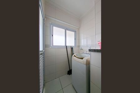 Apartamento para alugar com 77m², 2 quartos e 1 vagaÁrea de Serviço