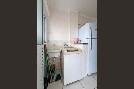 Apartamento para alugar com 77m², 2 quartos e 1 vagaÁrea de Serviço