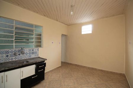 Casa para alugar com 70m², 2 quartos e 1 vagaCozinha