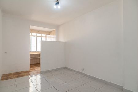 Studio à venda com 30m², 1 quarto e sem vagaSala/Quarto