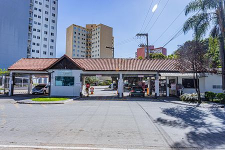 Apartamento à venda com 62m², 2 quartos e 1 vagaFachada condimínio