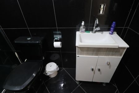 Casa à venda com 195m², 4 quartos e 5 vagasBanheiro da Suíte