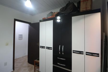 Quarto 2 de casa à venda com 4 quartos, 195m² em Niterói, Canoas
