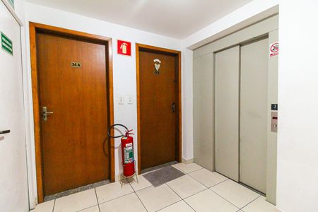 Apartamento à venda com 57m², 2 quartos e 1 vagaHall