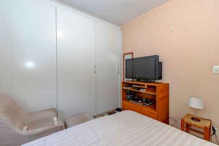 Apartamento à venda com 77m², 3 quartos e 1 vagaQuarto 2