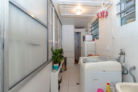 Apartamento à venda com 77m², 3 quartos e 1 vagaÁrea de Serviço
