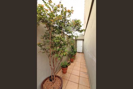 Casa à venda com 120m², 3 quartos e 2 vagasCorredor