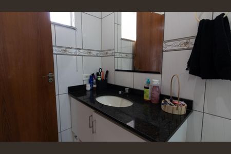 Casa à venda com 300m², 3 quartos e 2 vagas Casa à venda com 300m², 3 quartos e 2 vagasBanheiro da Suíte 1