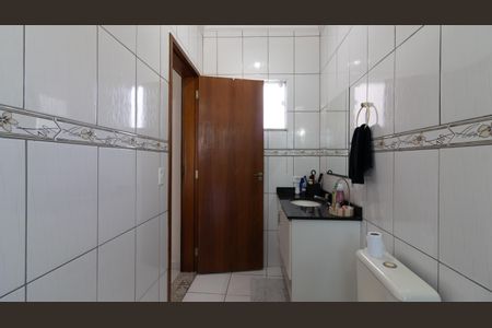 Casa à venda com 300m², 3 quartos e 2 vagas Casa à venda com 300m², 3 quartos e 2 vagasBanheiro da Suíte 1