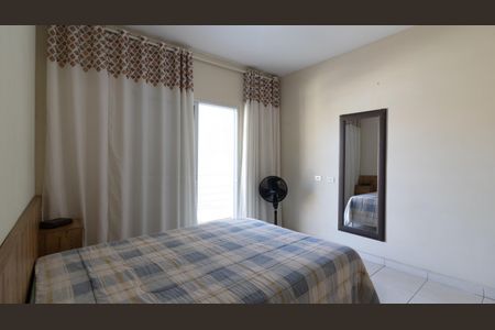 Casa à venda com 300m², 3 quartos e 2 vagas Casa à venda com 300m², 3 quartos e 2 vagasSuíte 1