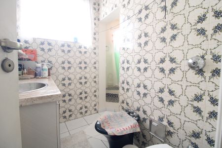 Casa à venda com 150m², 3 quartos e 2 vagasBanheiro Social