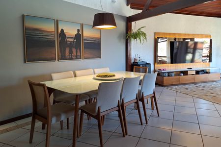 Casa de condomínio à venda com 280m², 4 quartos e 2 vagasSala de Jantar