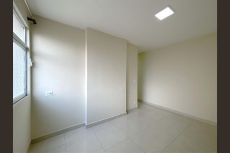 Sala de apartamento à venda com 1 quarto, 45m² em Floresta, Belo Horizonte