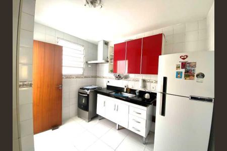 Casa à venda com 53m², 2 quartos e 1 vaga