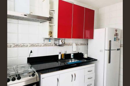 Casa à venda com 53m², 2 quartos e 1 vaga