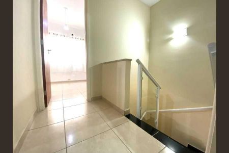 Casa à venda com 53m², 2 quartos e 1 vaga