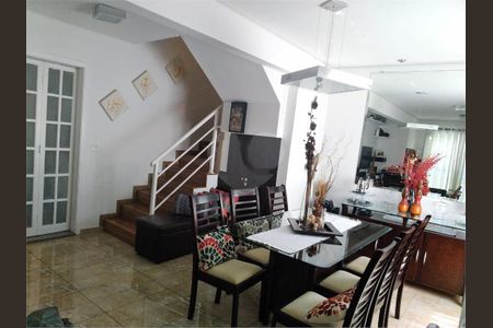 Casa à venda com 3 quartos, 151m² em Umuarama, São Paulo