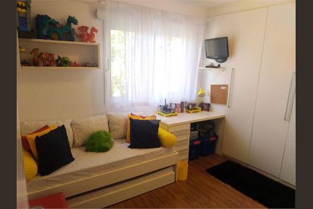 Casa à venda com 3 quartos, 151m² em Umuarama, São Paulo