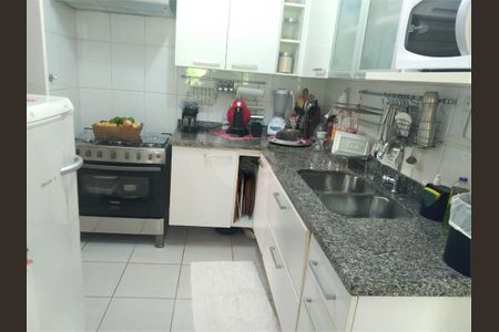 Casa à venda com 3 quartos, 151m² em Umuarama, São Paulo