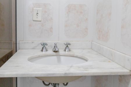 Apartamento à venda com 60m², 2 quartos e 1 vagaBanheiro