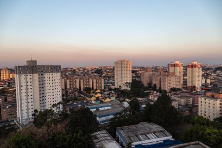 Sala de apartamento à venda com 2 quartos, 60m² em Portal dos Gramados, Guarulhos