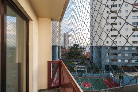 Apartamento à venda com 82m², 3 quartos e 1 vaga Apartamento à venda com 82m², 3 quartos e 1 vagaSacada