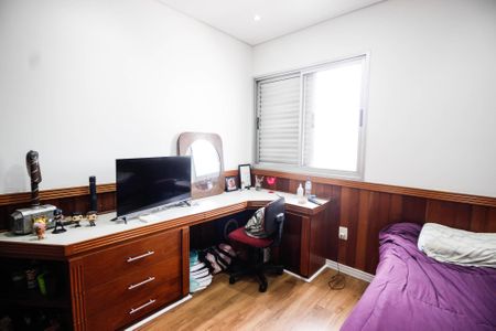 Apartamento à venda com 89m², 3 quartos e 2 vagasQuarto 2