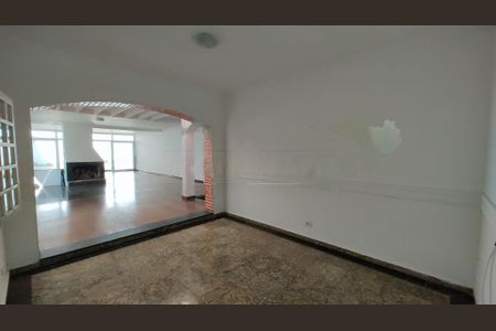 Casa à venda com 350m², 4 quartos e 4 vagas