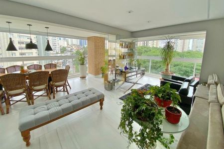 Apartamento à venda com 4 quartos, 217m² em Jardim Vila Mariana, São Paulo