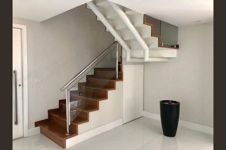 Apartamento à venda com 267m², 3 quartos e 3 vagas