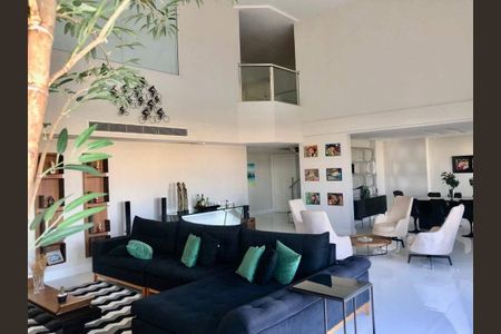 Apartamento à venda com 267m², 3 quartos e 3 vagas