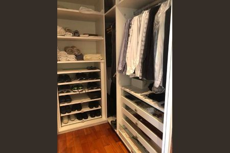 Apartamento à venda com 267m², 3 quartos e 3 vagas