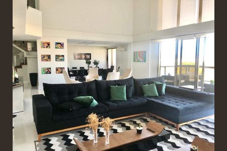 Apartamento à venda com 267m², 3 quartos e 3 vagas