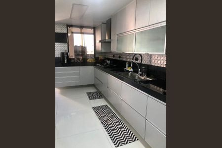 Apartamento à venda com 267m², 3 quartos e 3 vagas
