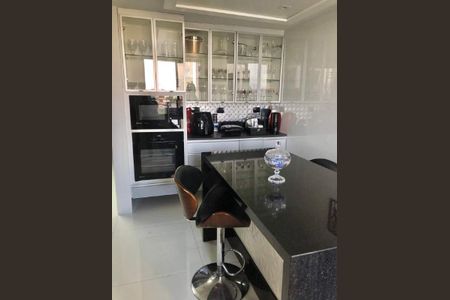 Apartamento à venda com 267m², 3 quartos e 3 vagas