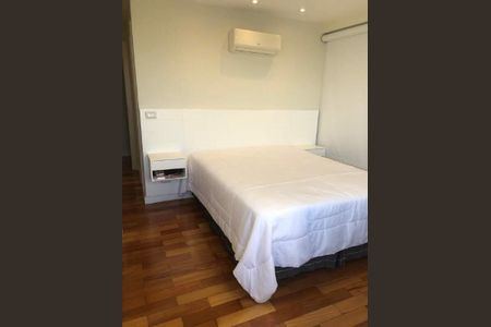 Apartamento à venda com 267m², 3 quartos e 3 vagas