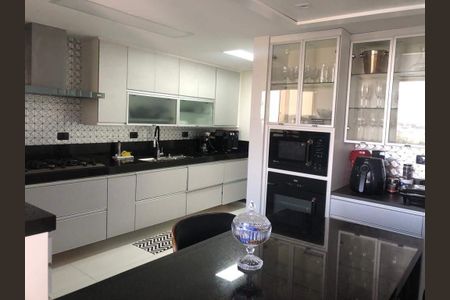 Apartamento à venda com 267m², 3 quartos e 3 vagas