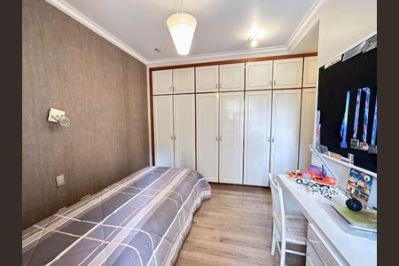 Apartamento à venda com 4 quartos, 256m² em Cambuí, Campinas