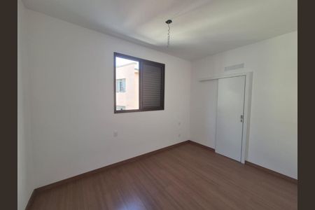 Apartamento à venda com 4 quartos, 90m² em Calafate, Belo Horizonte