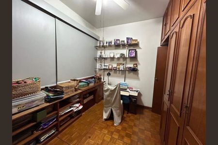 Apartamento à venda com 164m², 4 quartos e 3 vagas